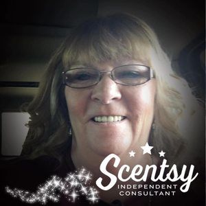 Meet your Posher, Suzanne